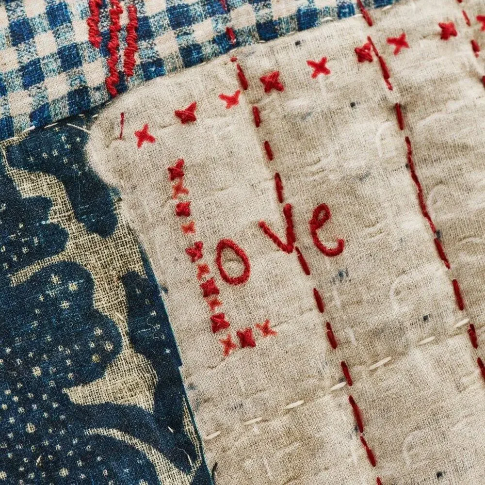 Pottery Barn Love Handcrafted Reversible Quilt Blue Cream Hearts Patchwork KING